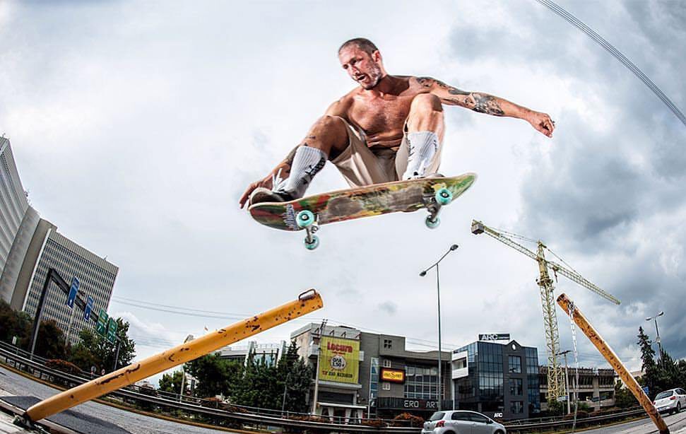 The skateboard industry Quarter Distribution